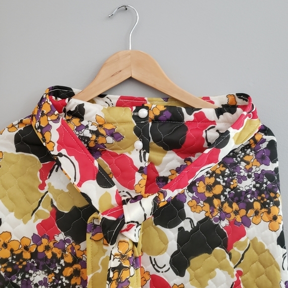 Quilt‎ skirt cream with flower pattern womens size 7/8 - Picture 3 of 5